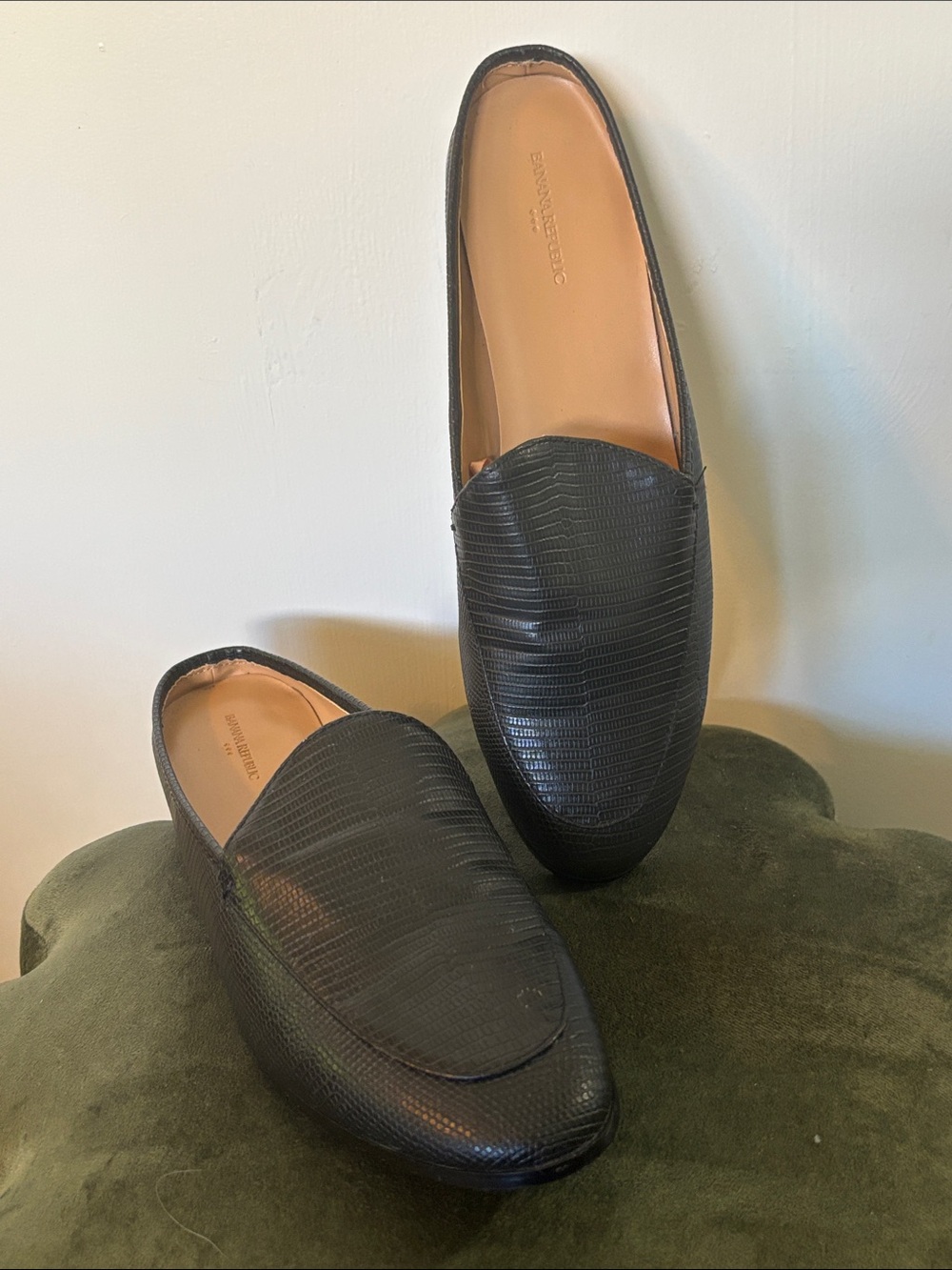 Banana Republic Black Lizard-Embossed Loafers